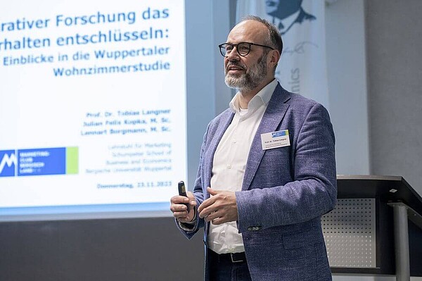 Referent: Prof. Dr. Tobias Langner (Lehrstuhl für Marketing, Uni Wuppertal).