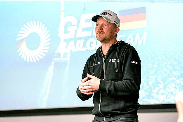 Referent: Tim Krieglstein (CEO Germany SailGP Team).