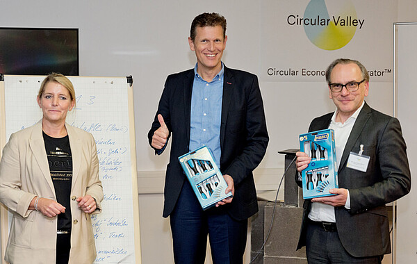 Silke Asbeck (Marketing-Club Bergisch Land), Dr. Carsten Gerhardt (Circular Valley) und Andreas Mucke (Circular Valley).
