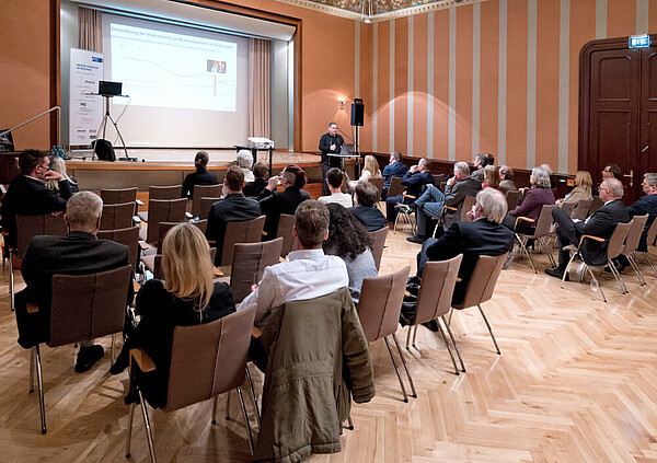 Mitgliederversammlung 2022 vom Marketing-Club Bergisch Land in der Stadthalle Wuppertal.